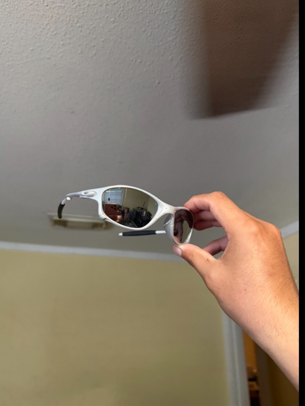 White Mirrored Lens Sunglasses - Oakleys